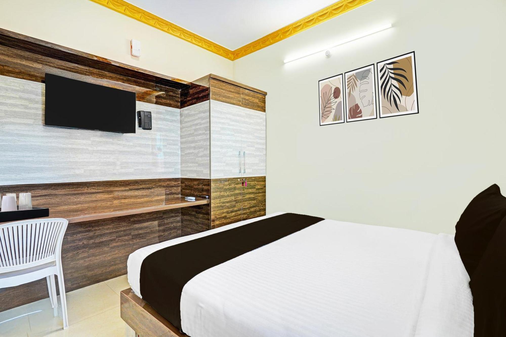 Super Collection O Niladri Road Hotel Kammasandra Buitenkant foto